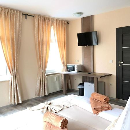 Adorf Pension Goldenes Vogtland מראה חיצוני תמונה