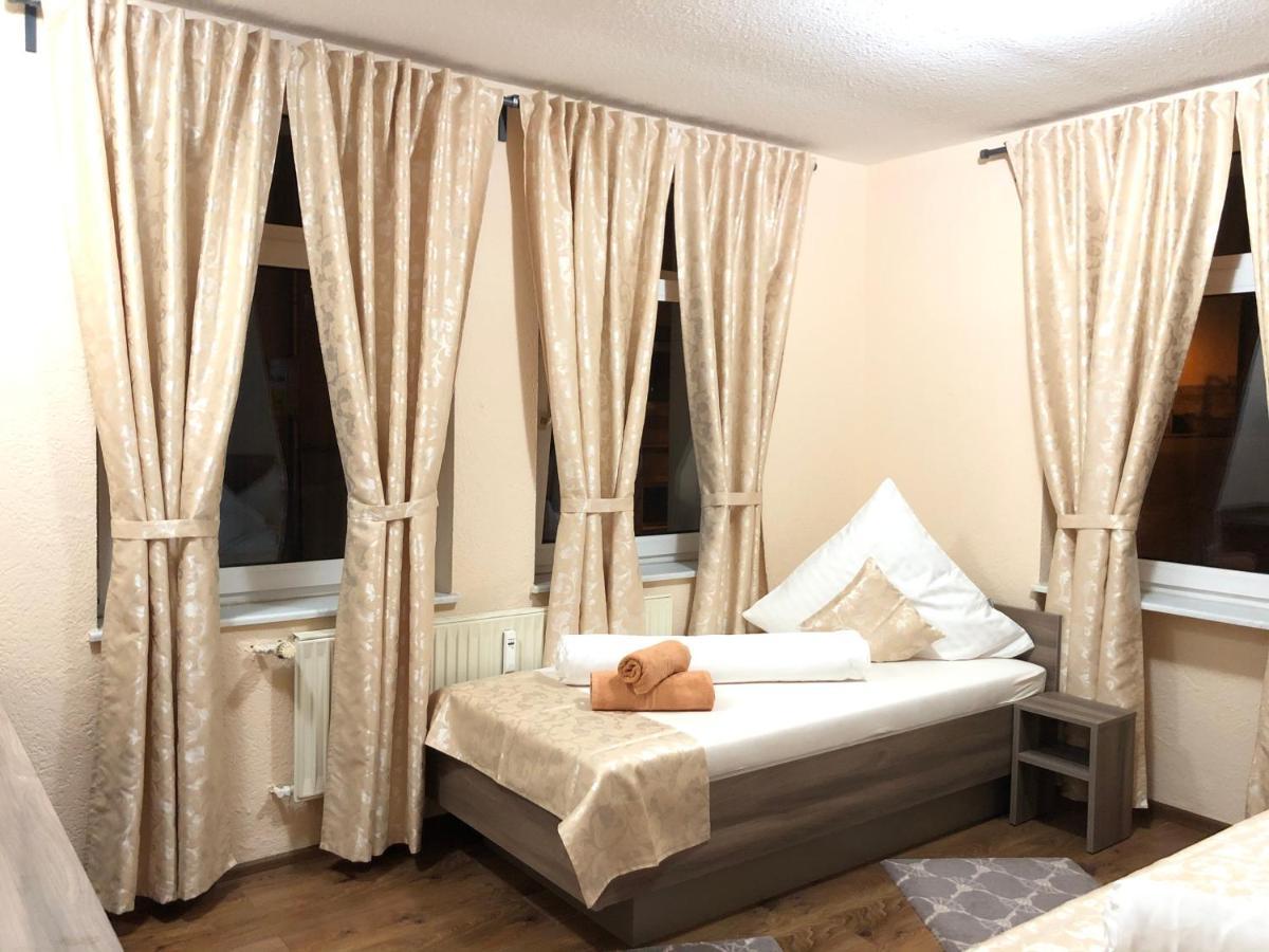 Adorf Pension Goldenes Vogtland מראה חיצוני תמונה