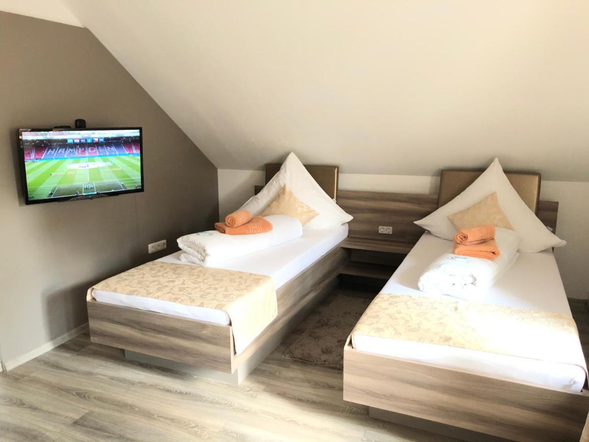 Adorf Pension Goldenes Vogtland מראה חיצוני תמונה