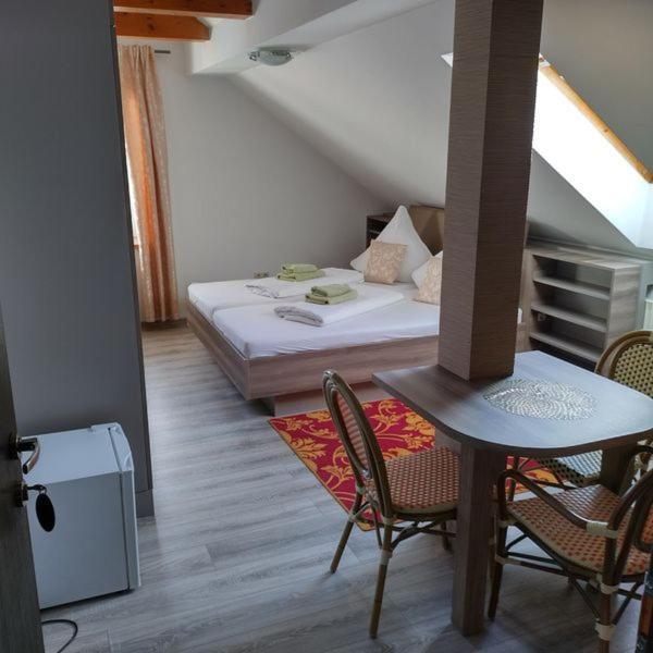 Adorf Pension Goldenes Vogtland מראה חיצוני תמונה