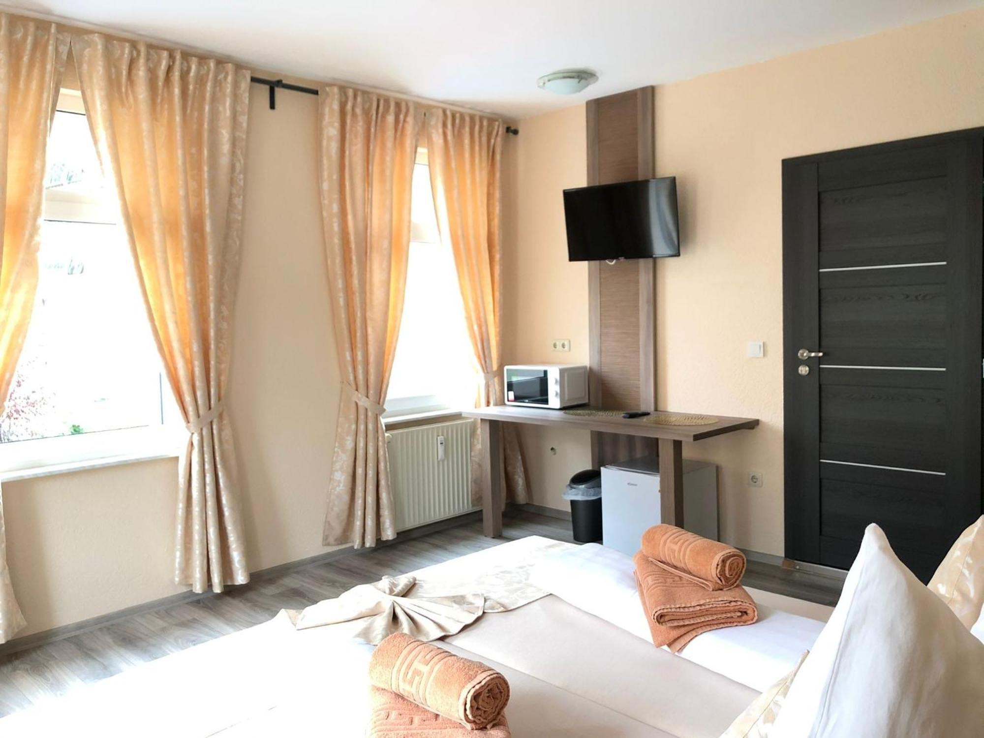 Adorf Pension Goldenes Vogtland מראה חיצוני תמונה