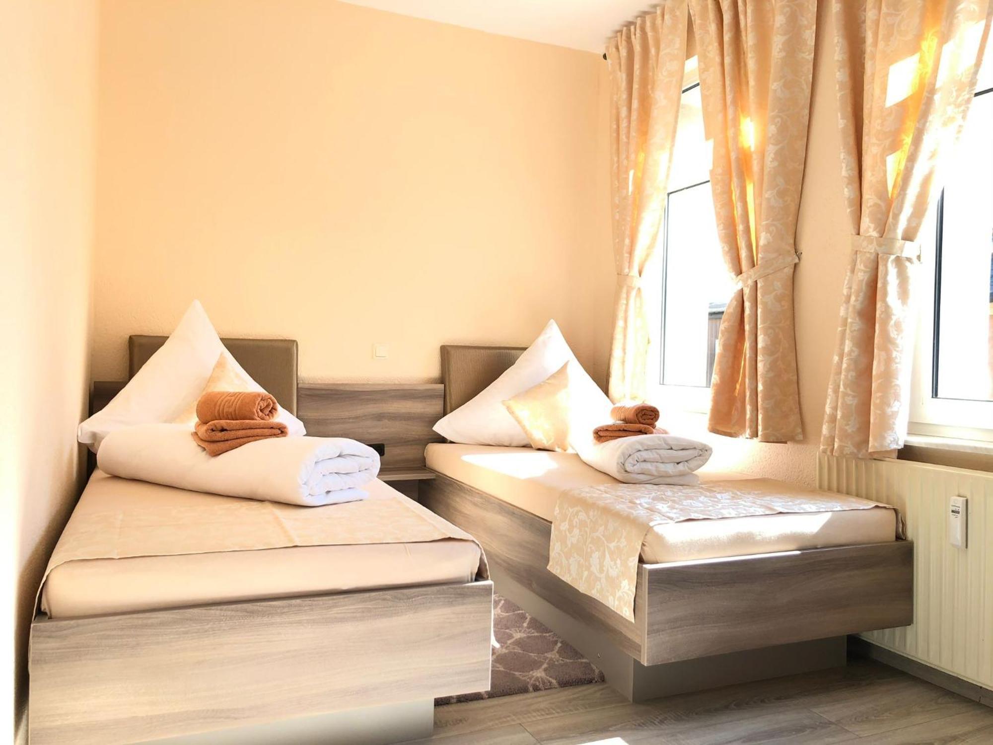 Adorf Pension Goldenes Vogtland מראה חיצוני תמונה